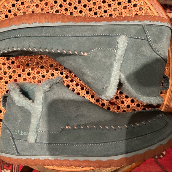 LL BEAN Women’s wicked good slipper boot moc - Picture 4 of 7
